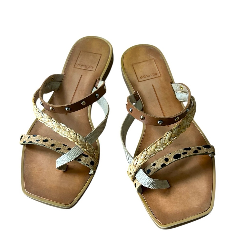 dolce vita neutral square toe strappy slip on sandals size 6.5